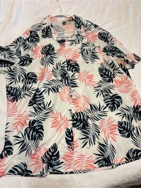 Men's Short Sleeve Tropical Print Shirt - Coral & Black